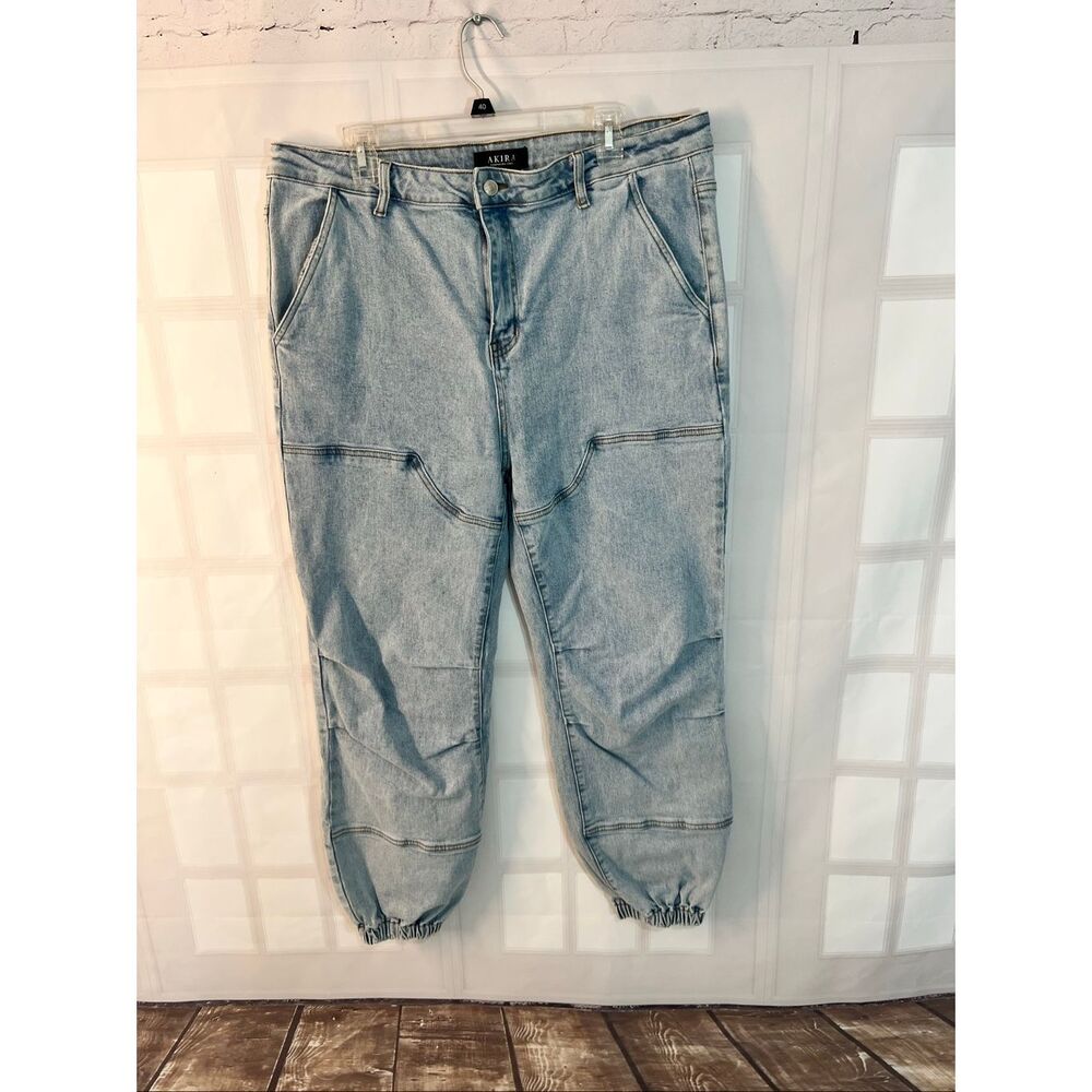 Akira Light Wash Blue Relaxed Fit High Waist Denim Jogger Carpenter Jeans Sz 18
